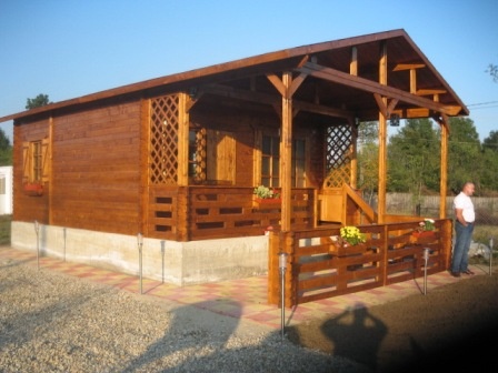 CABANA EMANUELA-CABANE,CASE DE LEMN,CASUTE CAMPING  TEL. 0764-110864